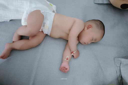 雅安9个月宝宝可以吃盐吗